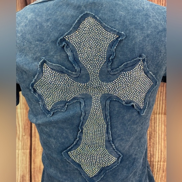 Vocal stretch faux crystal rhinestone crosses blue T-shirt women’s M - Picture 10 of 14